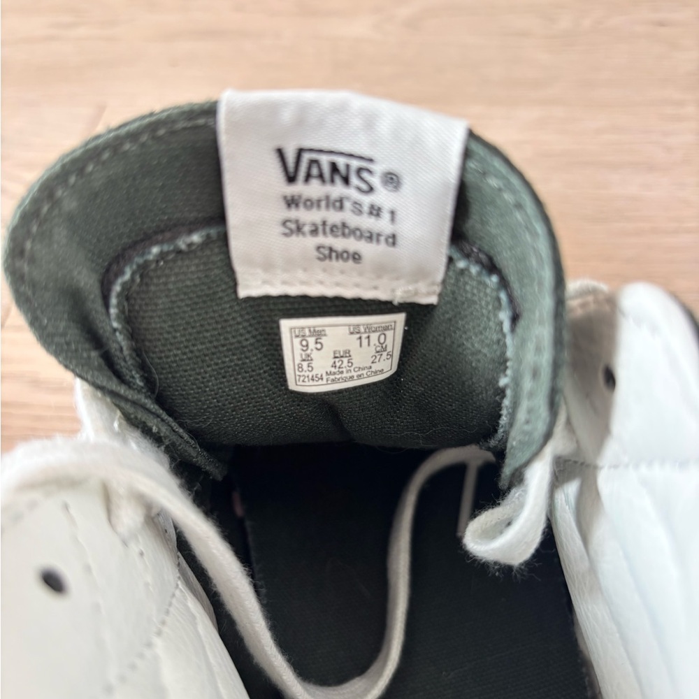 Vans Black and White High-Top Sneakers - Picture 4 of 4